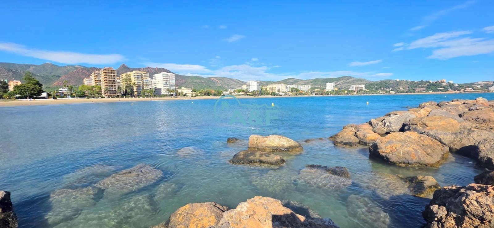 5 slaapkamer Villa te koop in Benicassim met zwembad garage - € 739.000 (Ref: 9388154)