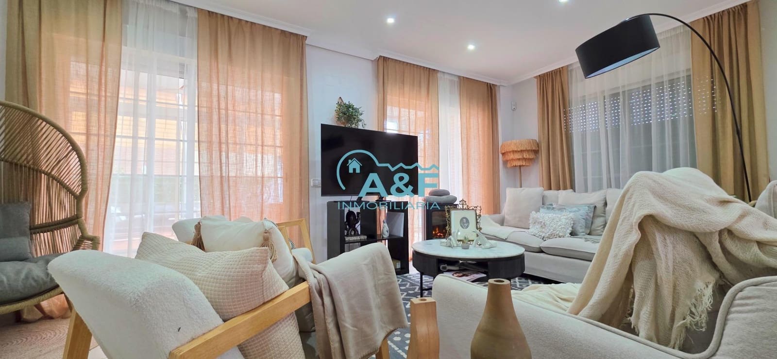 5 slaapkamer Villa te koop in Benicassim met zwembad garage - € 739.000 (Ref: 9388154)