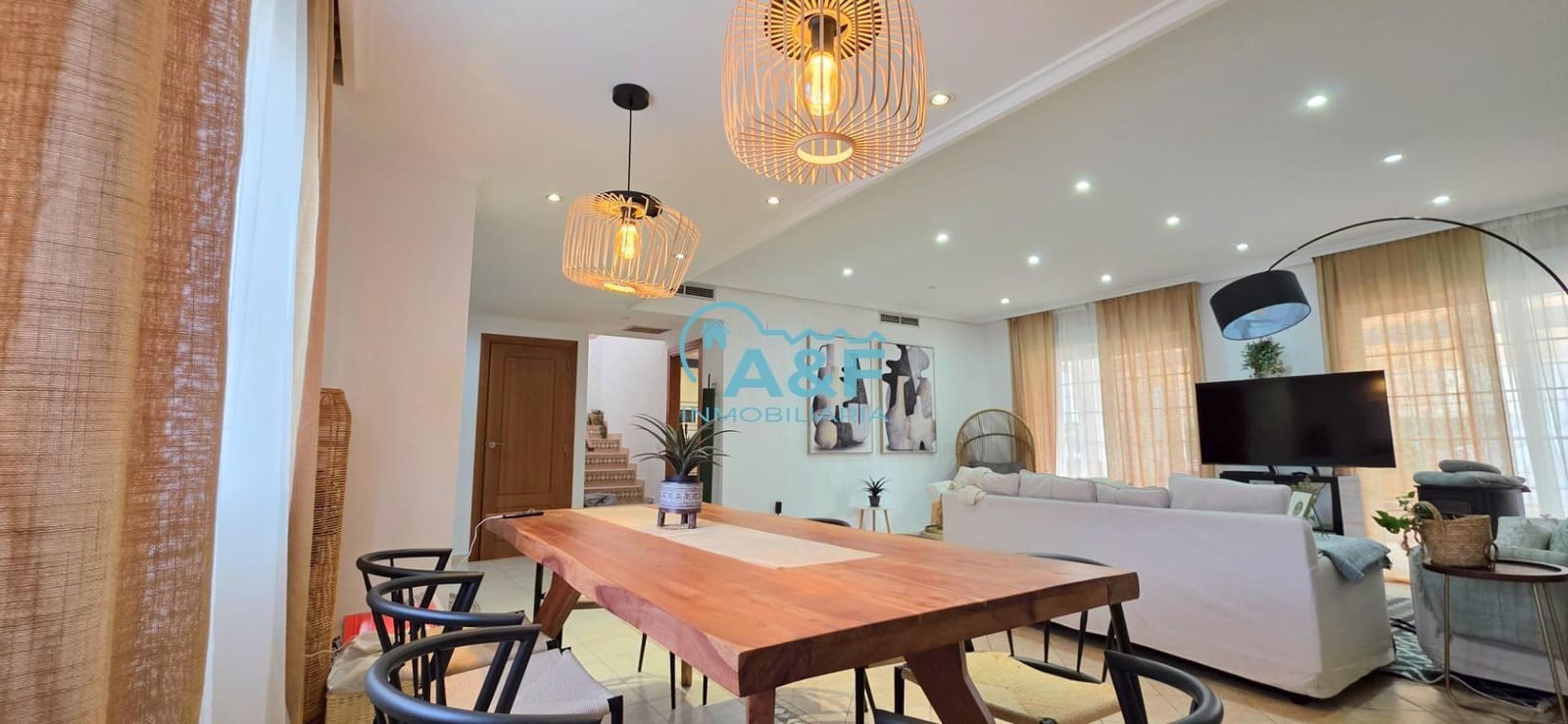 5 slaapkamer Villa te koop in Benicassim met zwembad garage - € 739.000 (Ref: 9388154)