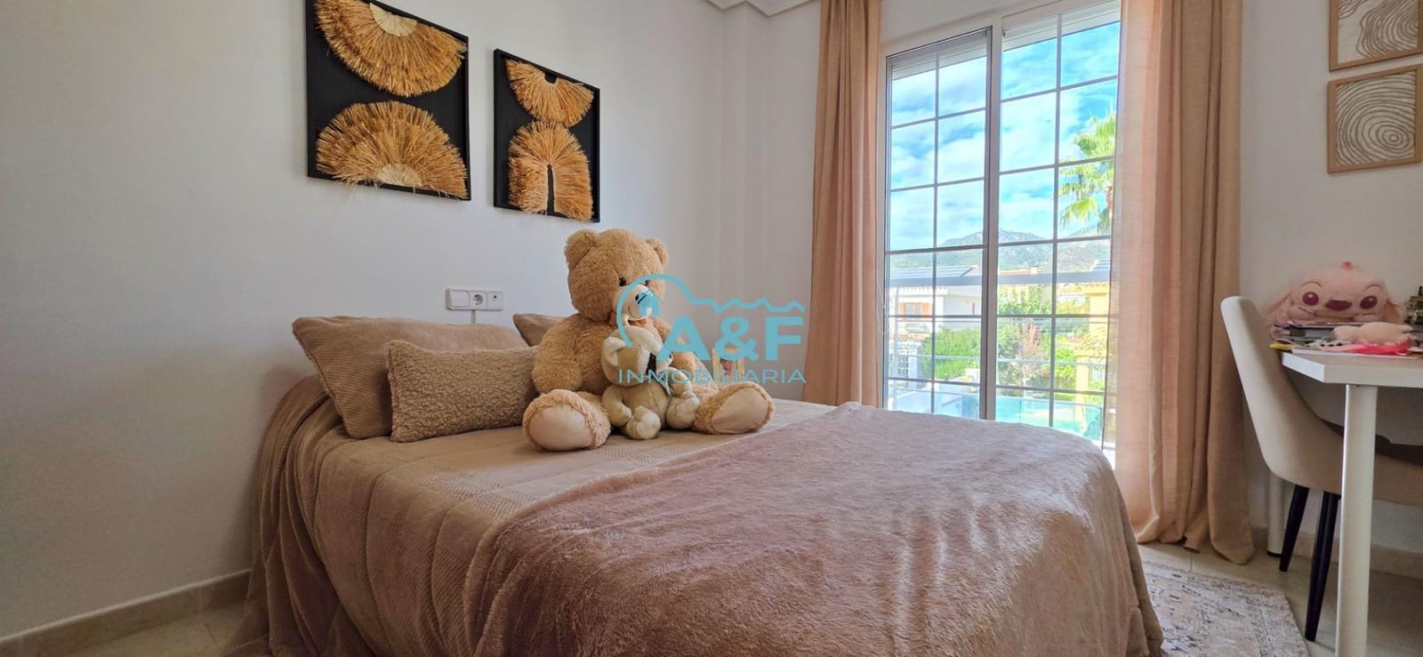 5 slaapkamer Villa te koop in Benicassim met zwembad garage - € 739.000 (Ref: 9388154)