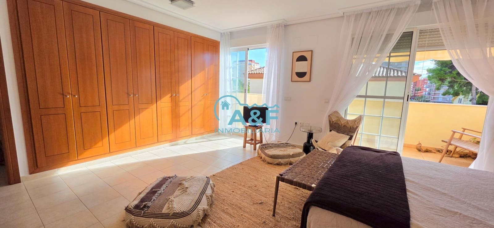 5 slaapkamer Villa te koop in Benicassim met zwembad garage - € 739.000 (Ref: 9388154)