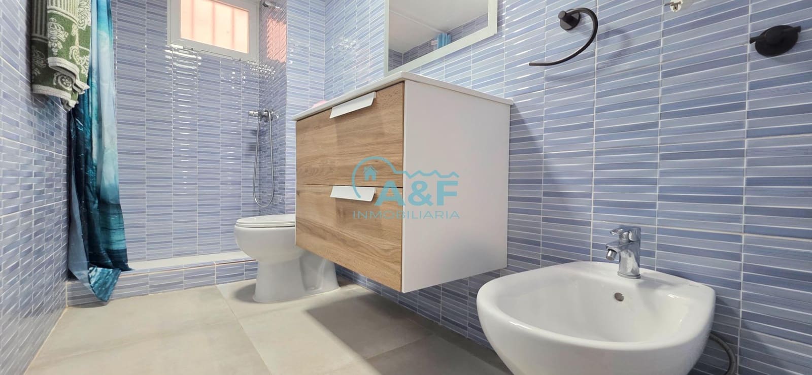 Chalet de 3 habitaciones en Oropesa  en venta con garaje - 170.000 € (Ref: 9388155)