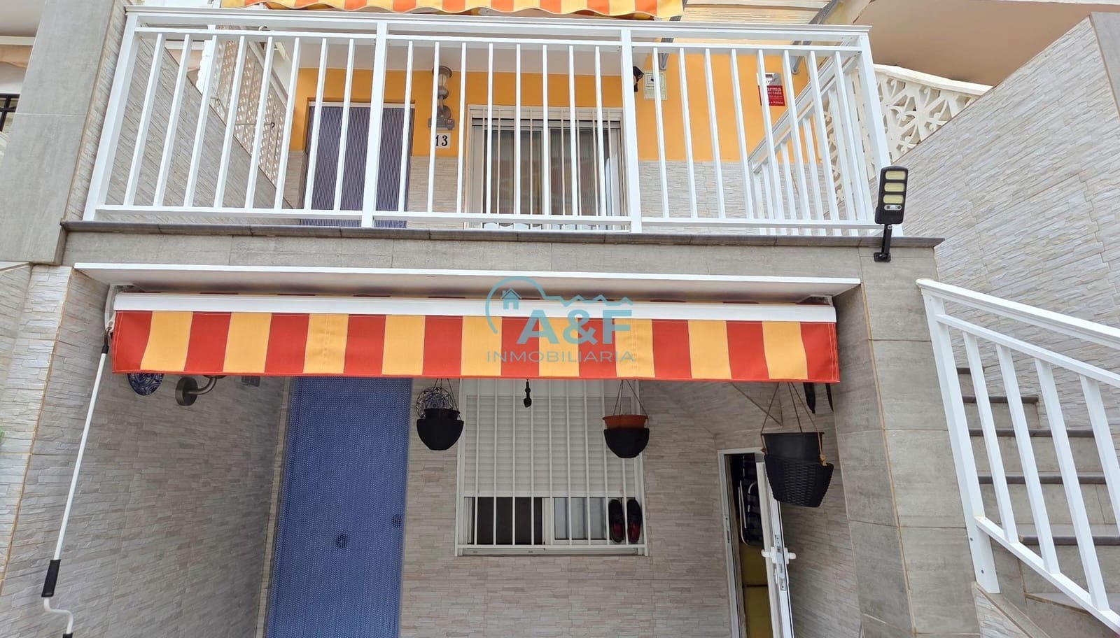 Chalet de 3 habitaciones en Oropesa  en venta con garaje - 170.000 € (Ref: 9388155)