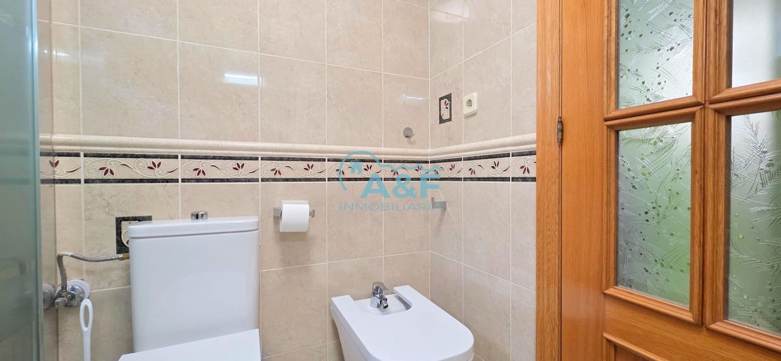 Chalet de 3 habitaciones en Oropesa  en venta con garaje - 170.000 € (Ref: 9388155)