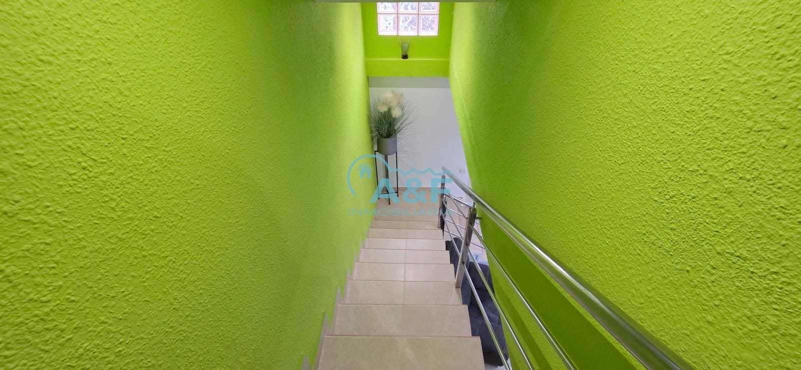 Chalet de 3 habitaciones en Oropesa  en venta con garaje - 170.000 € (Ref: 9388155)