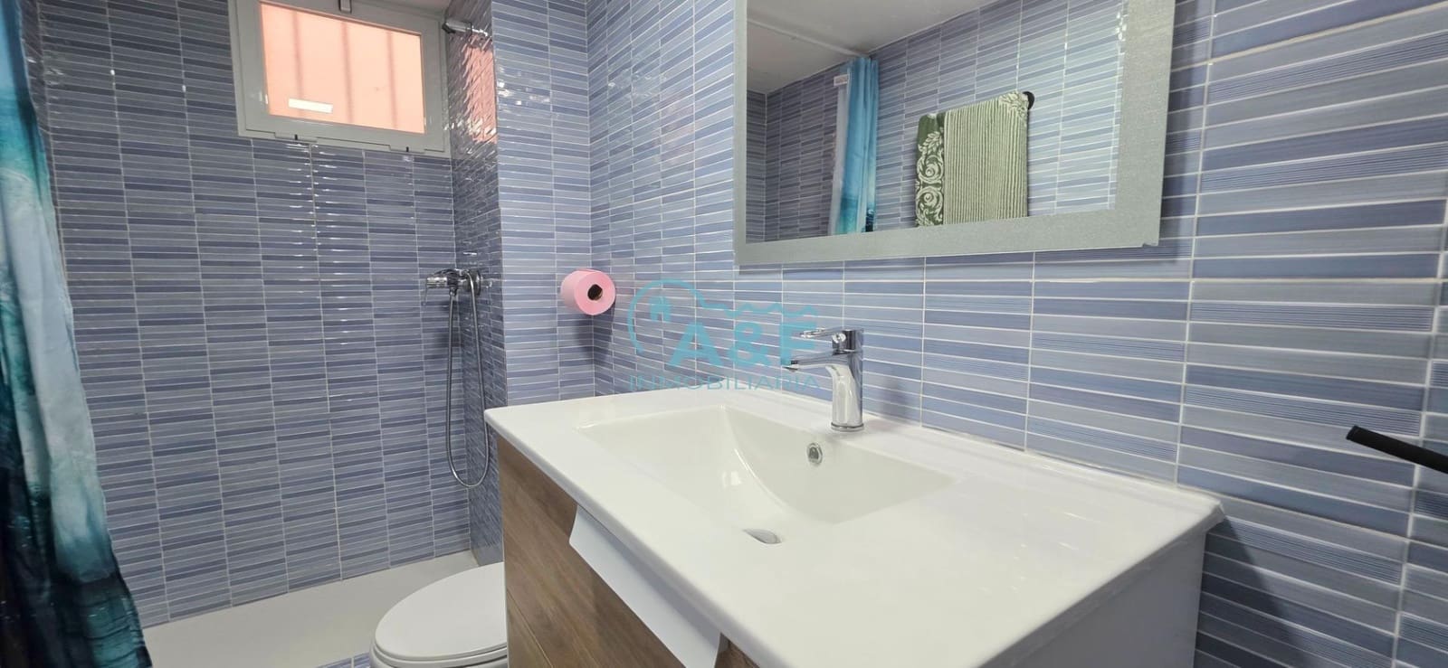 Chalet de 3 habitaciones en Oropesa  en venta con garaje - 170.000 € (Ref: 9388155)