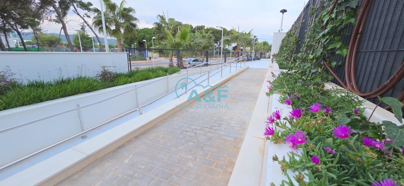 2 soveværelse Lejlighed til salg i Cabanes med swimmingpool garage - € 199.900 (Ref: 9388156)