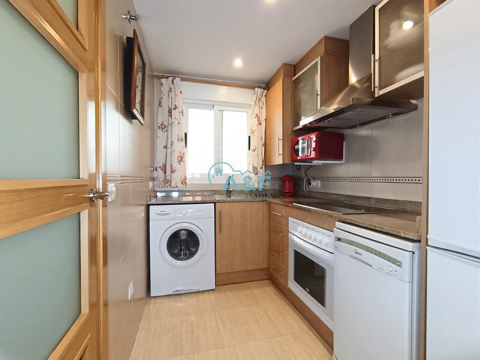 2 makuuhuone Huoneisto myytävänä paikassa Oropesa  mukana uima-altaan 
autotalli - 125 000 € (Ref: 9388158)