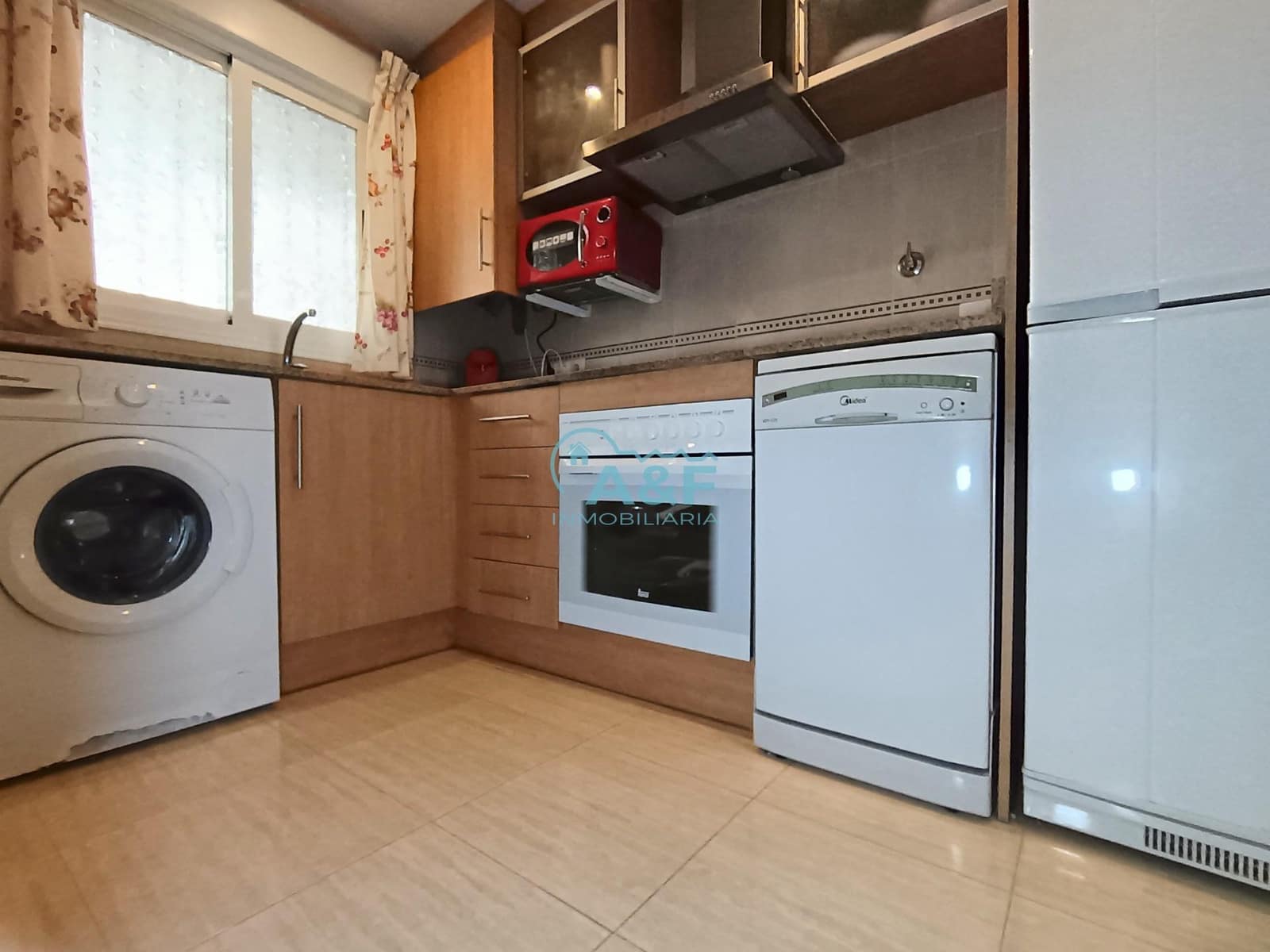 2 makuuhuone Huoneisto myytävänä paikassa Oropesa  mukana uima-altaan 
autotalli - 125 000 € (Ref: 9388158)