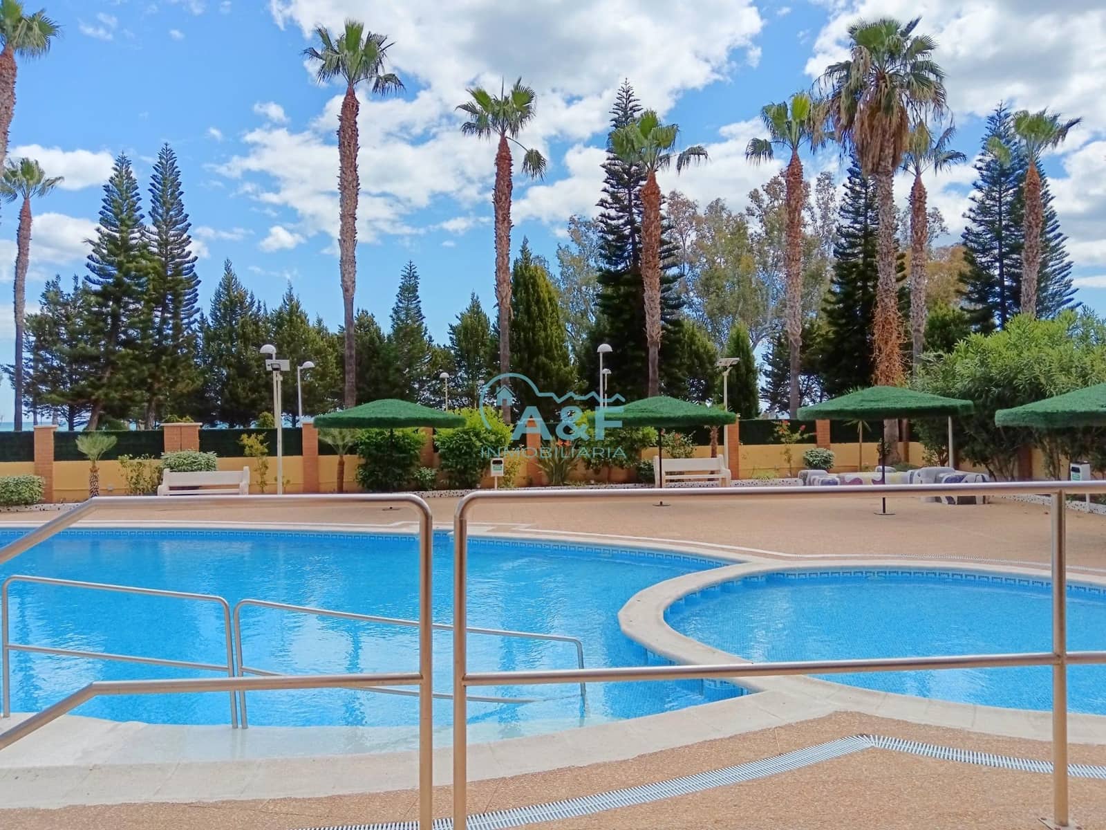 2 makuuhuone Huoneisto myytävänä paikassa Oropesa  mukana uima-altaan 
autotalli - 125 000 € (Ref: 9388158)