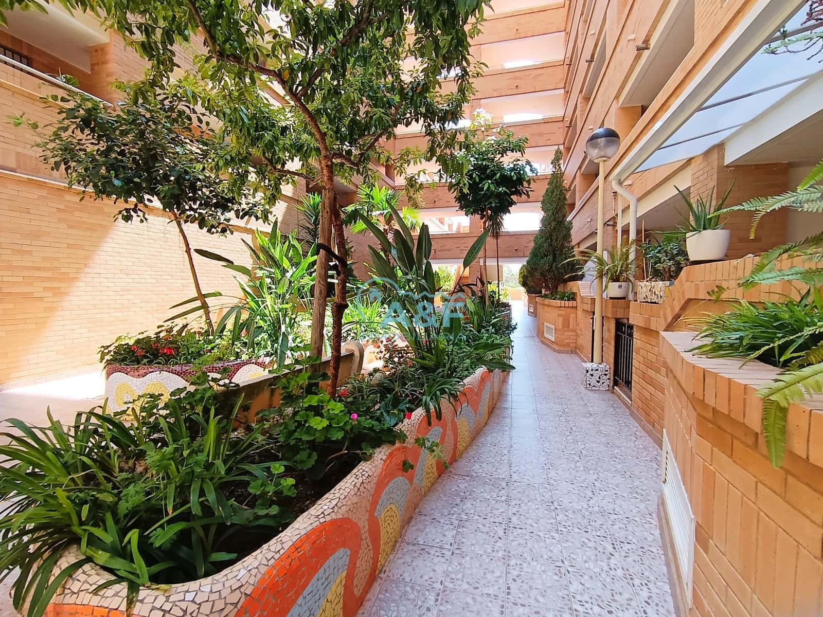 2 makuuhuone Huoneisto myytävänä paikassa Oropesa  mukana uima-altaan 
autotalli - 125 000 € (Ref: 9388158)