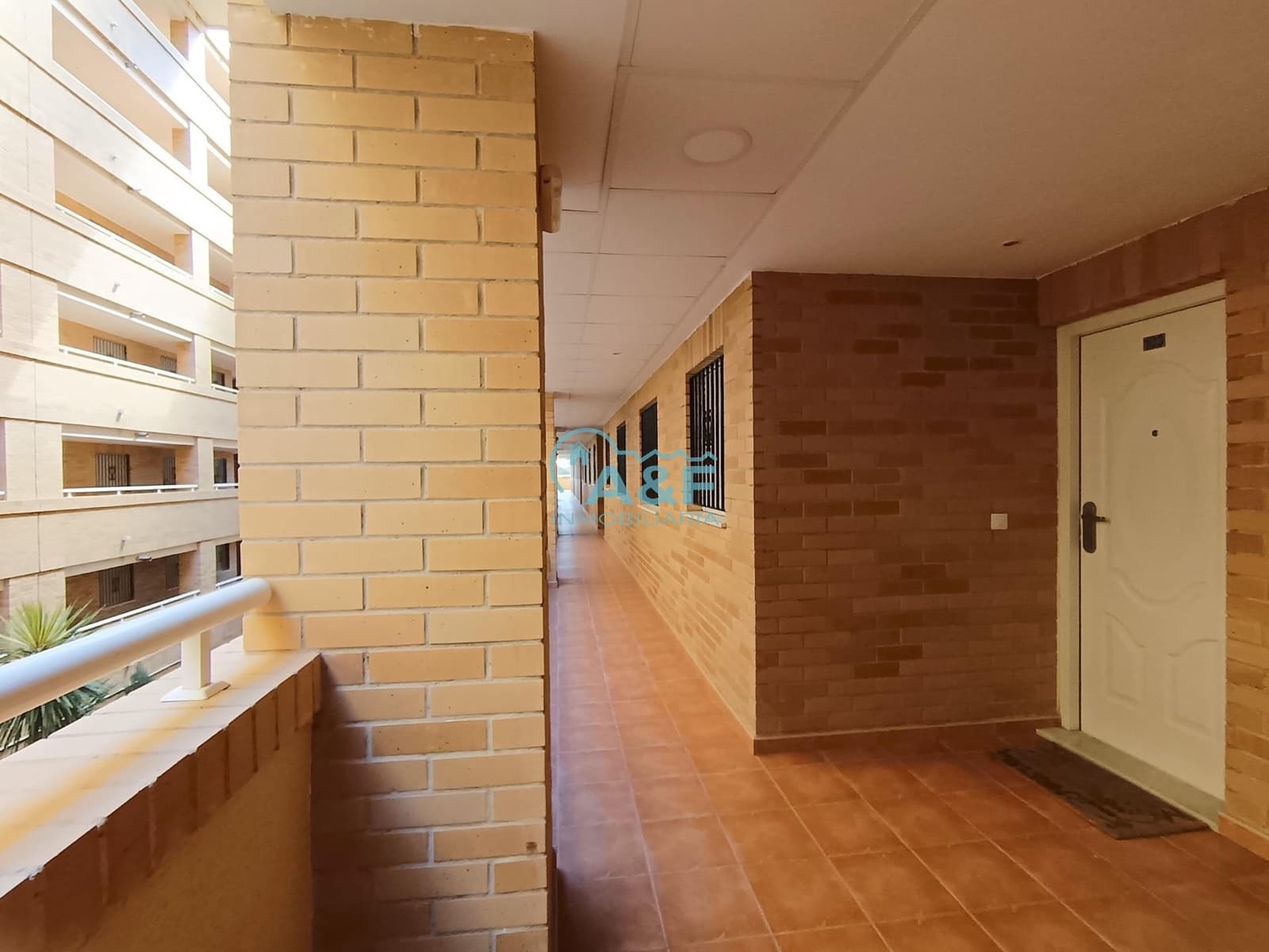 2 makuuhuone Huoneisto myytävänä paikassa Oropesa  mukana uima-altaan 
autotalli - 125 000 € (Ref: 9388158)