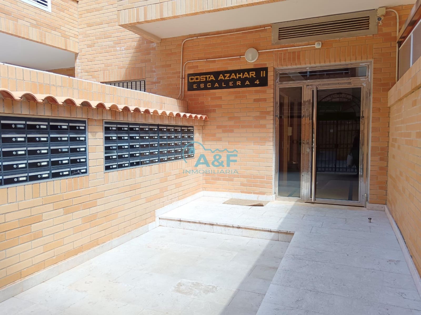 2 makuuhuone Huoneisto myytävänä paikassa Oropesa  mukana uima-altaan 
autotalli - 125 000 € (Ref: 9388158)