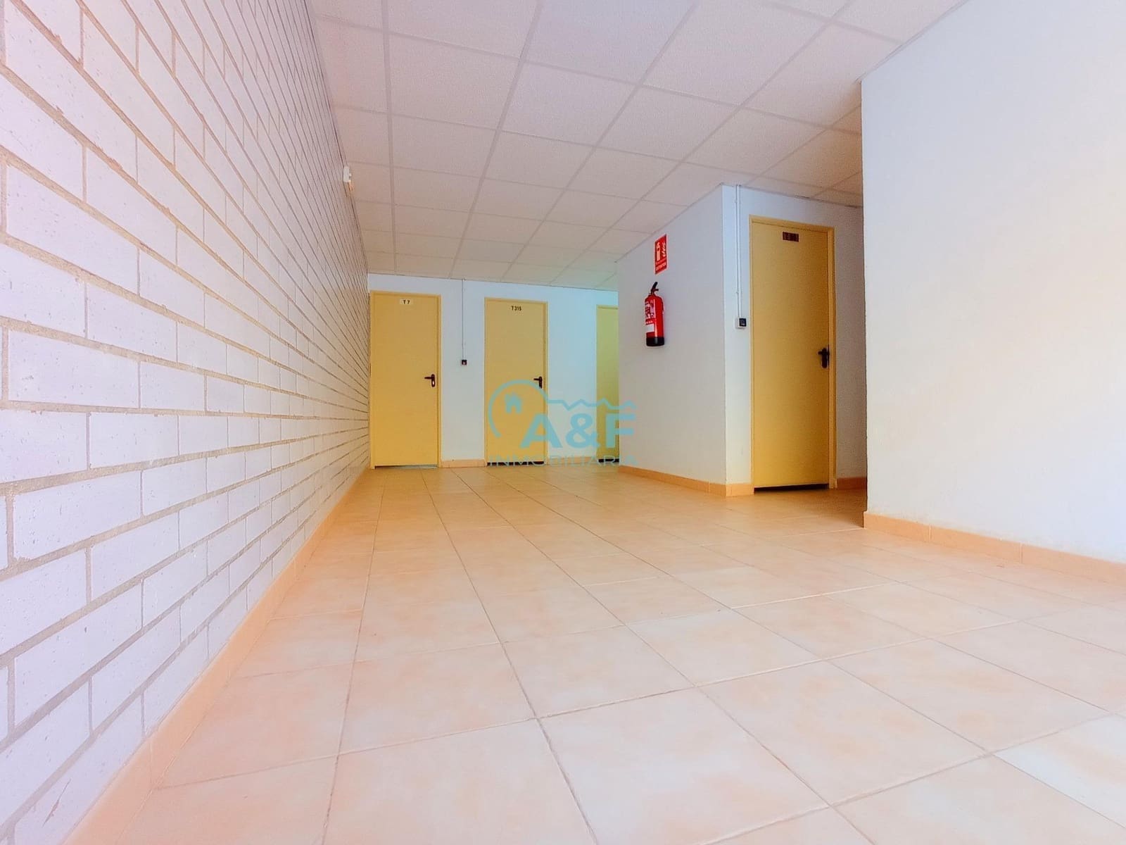 2 sypialnia Penthouse na sprzedaż w Oropesa  z basenem garażem - 159 000 € (Ref: 9388160)