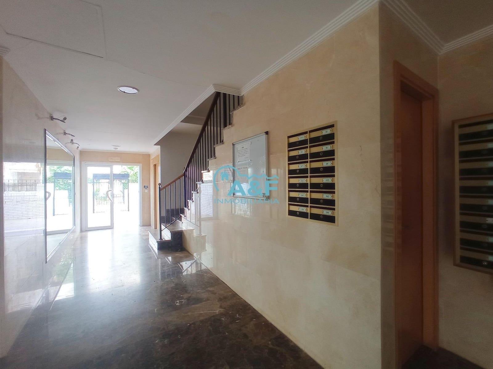 2 sypialnia Penthouse na sprzedaż w Oropesa  z basenem garażem - 159 000 € (Ref: 9388160)