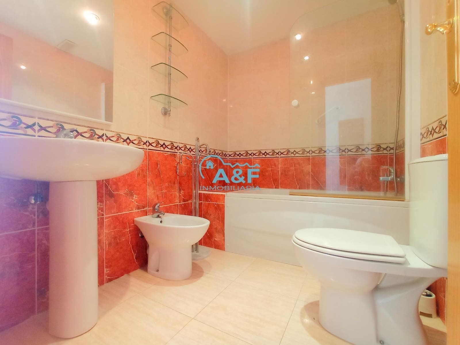 2 bedroom Penthouse for sale in Oropesa  with pool garage - € 159,000 (Ref: 9388160)