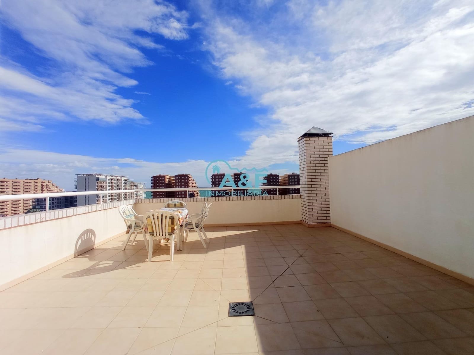 2 bedroom Penthouse for sale in Oropesa  with pool garage - € 159,000 (Ref: 9388160)