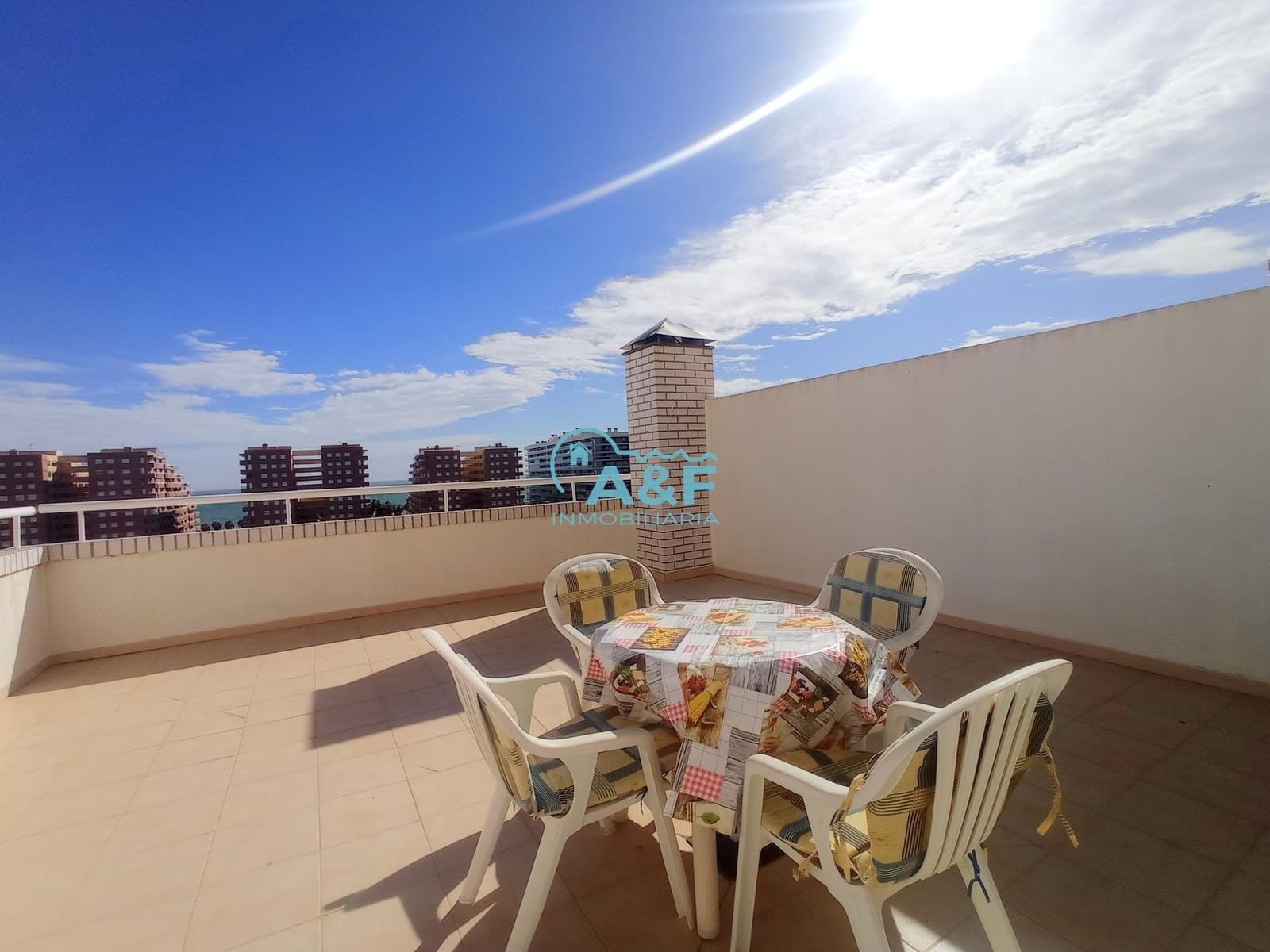 2 bedroom Penthouse for sale in Oropesa  with pool garage - € 159,000 (Ref: 9388160)