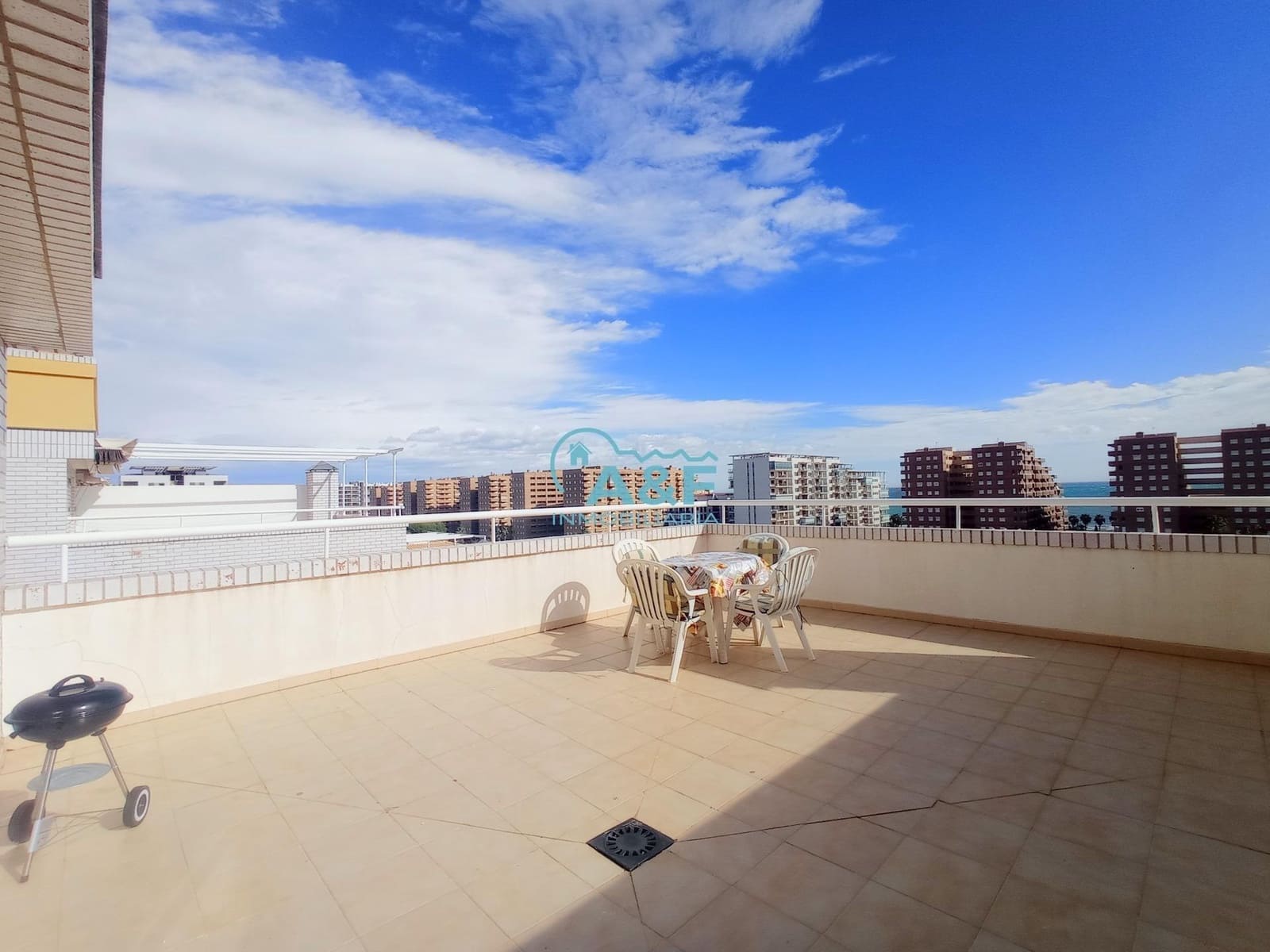 2 bedroom Penthouse for sale in Oropesa  with pool garage - € 159,000 (Ref: 9388160)
