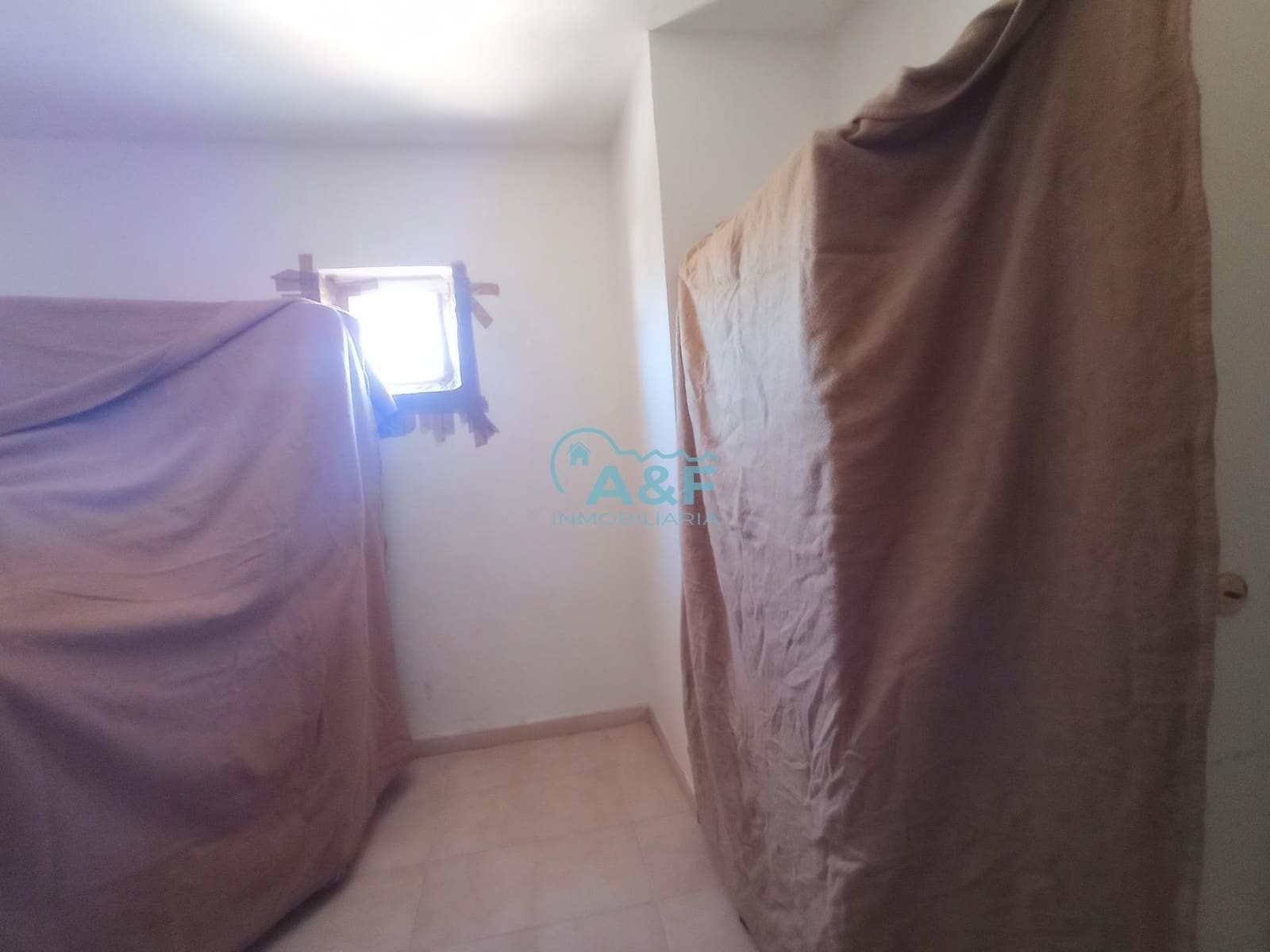 2 bedroom Penthouse for sale in Oropesa  with pool garage - € 159,000 (Ref: 9388160)