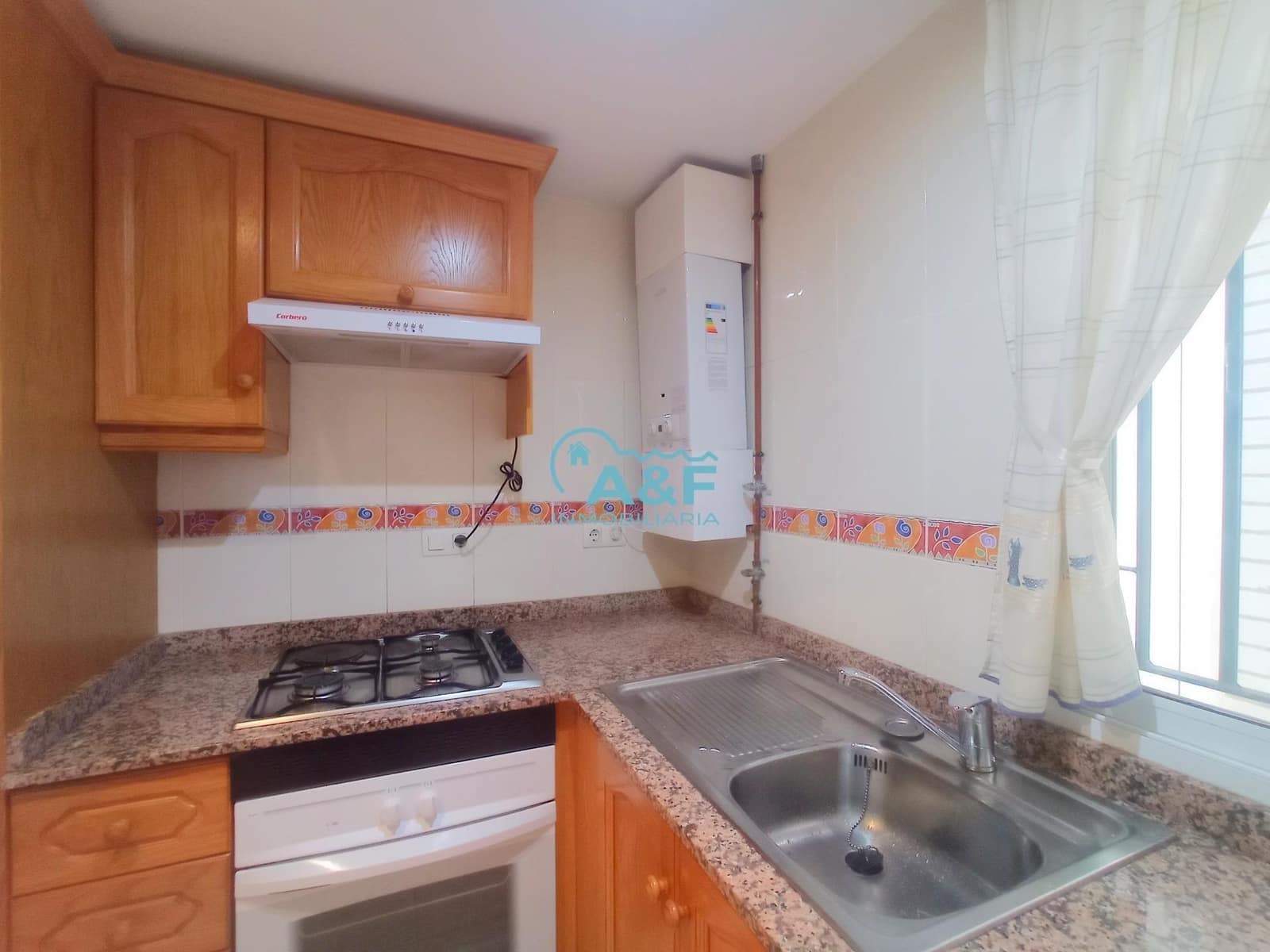 2 bedroom Penthouse for sale in Oropesa  with pool garage - € 159,000 (Ref: 9388160)