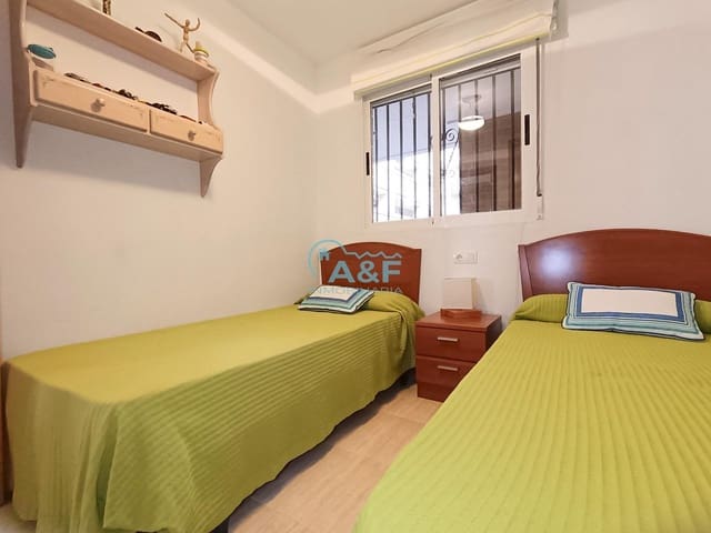 2 soveværelse Lejlighed til salg i Oropesa  med swimmingpool garage - € 238.500 (Ref: 9388161)