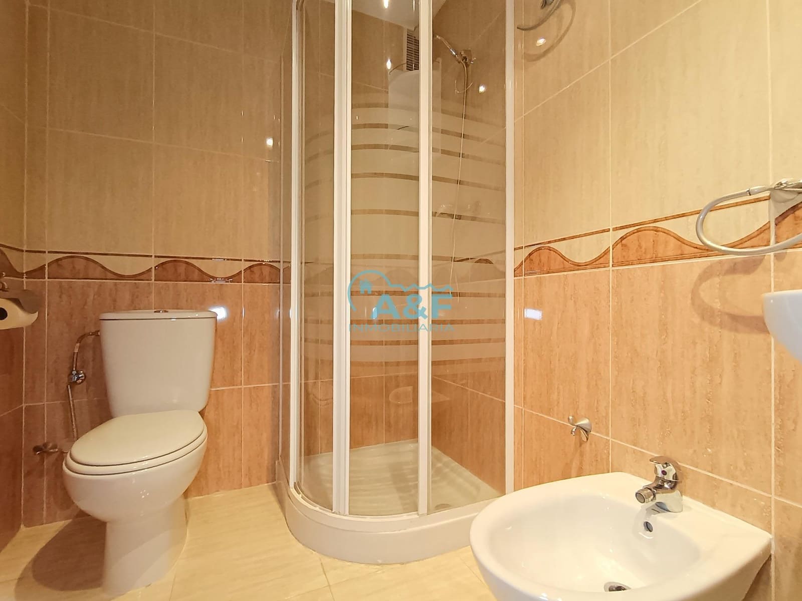 2 makuuhuone Huoneisto myytävänä paikassa Oropesa  mukana uima-altaan 
autotalli - 238 500 € (Ref: 9388161)