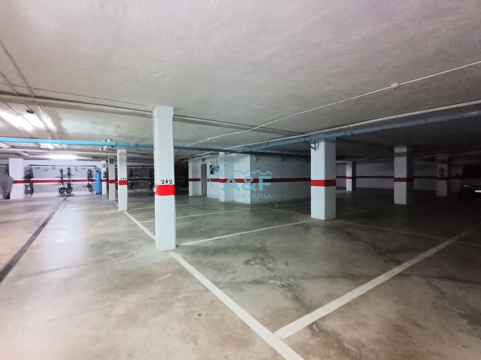 2 makuuhuone Huoneisto myytävänä paikassa Oropesa  mukana uima-altaan 
autotalli - 238 500 € (Ref: 9388161)