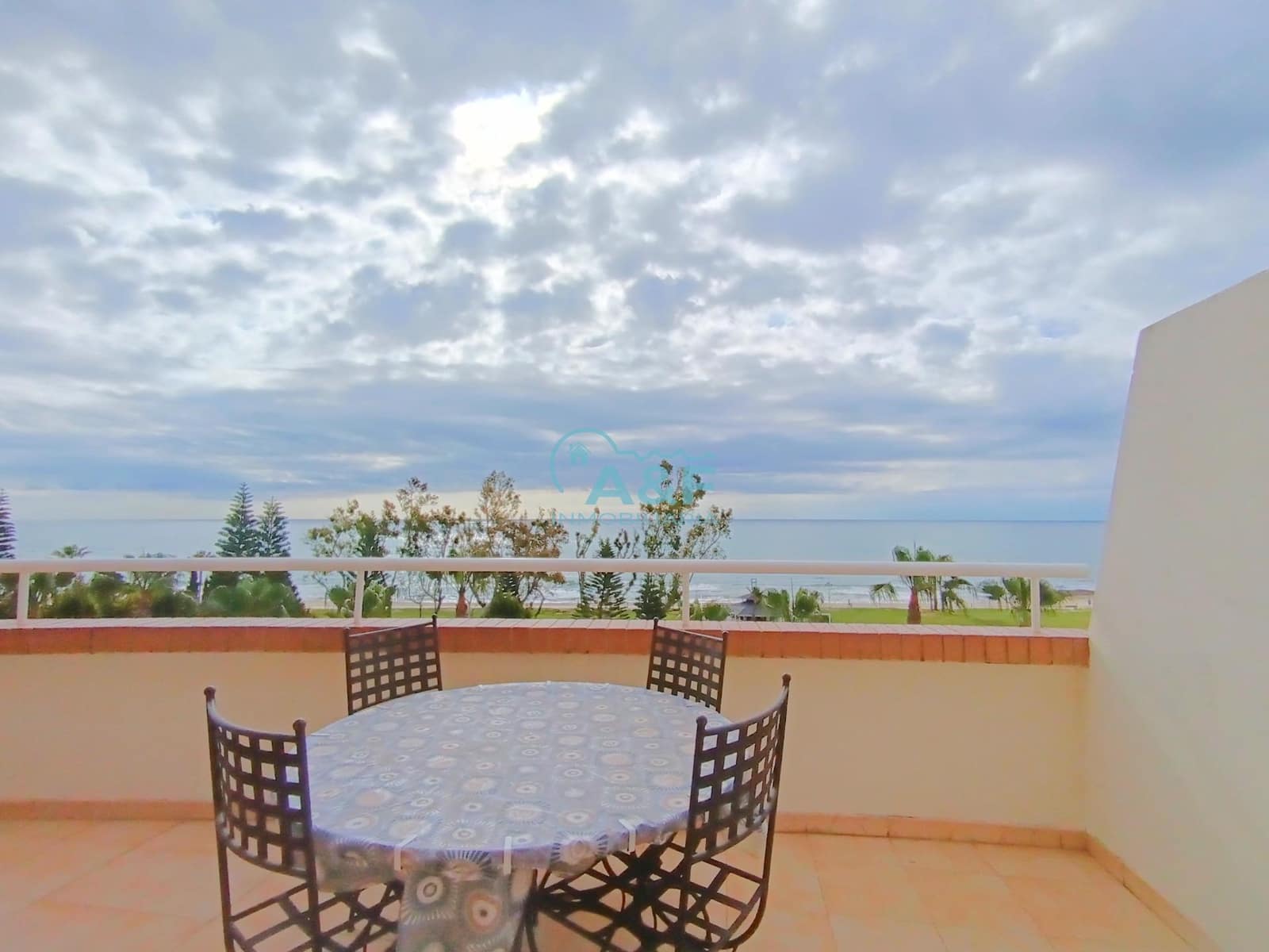 2 makuuhuone Huoneisto myytävänä paikassa Oropesa  mukana uima-altaan 
autotalli - 238 500 € (Ref: 9388161)