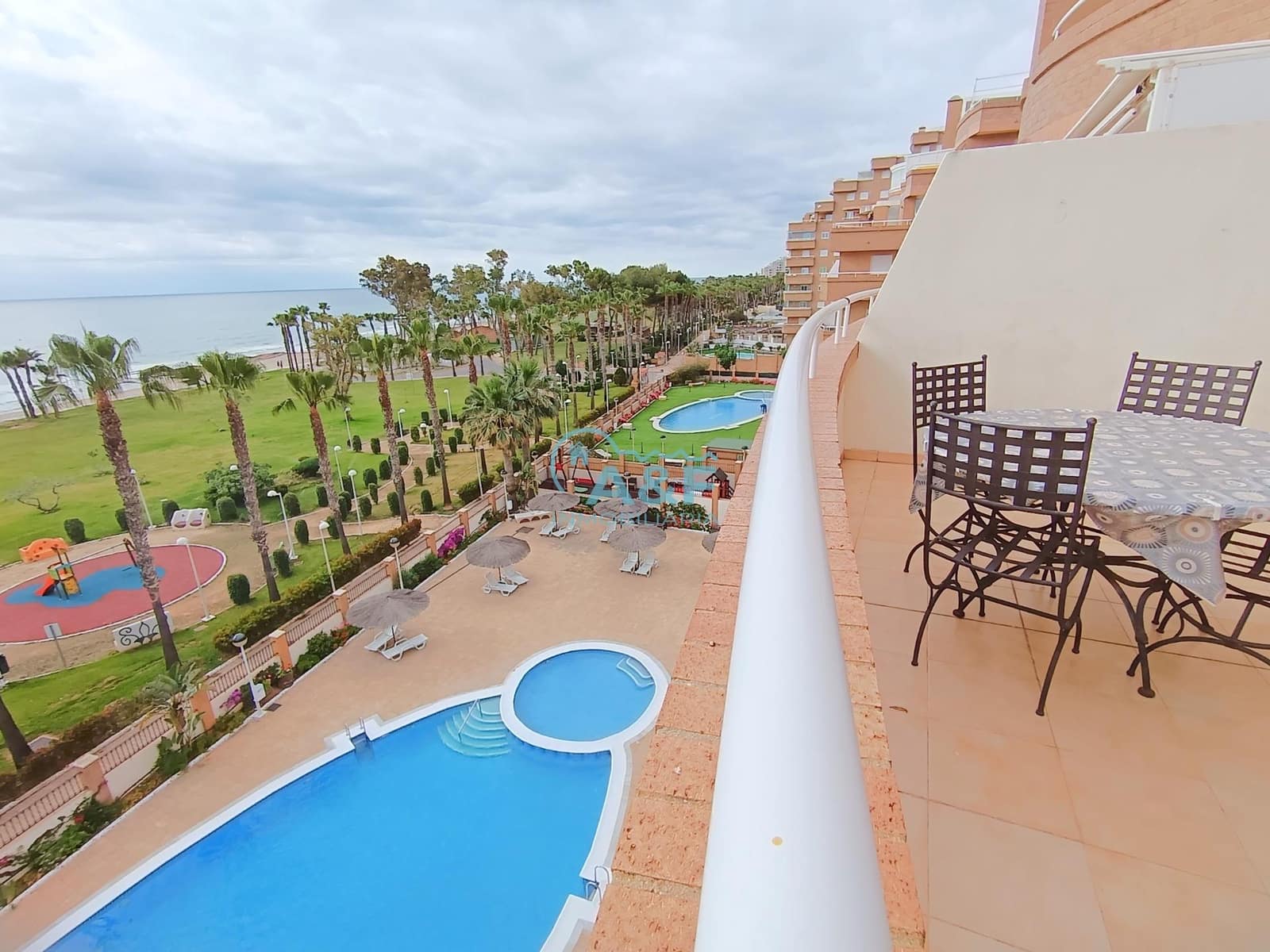 2 makuuhuone Huoneisto myytävänä paikassa Oropesa  mukana uima-altaan 
autotalli - 238 500 € (Ref: 9388161)