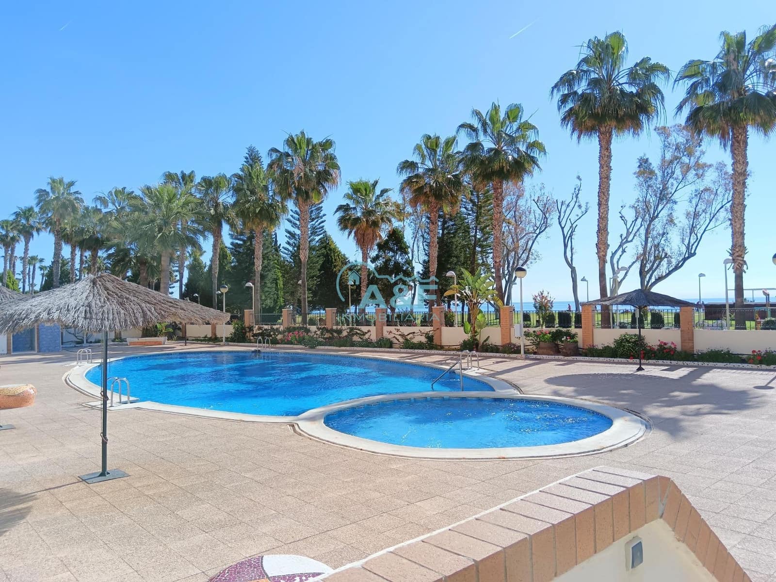 2 makuuhuone Huoneisto myytävänä paikassa Oropesa  mukana uima-altaan 
autotalli - 238 500 € (Ref: 9388161)