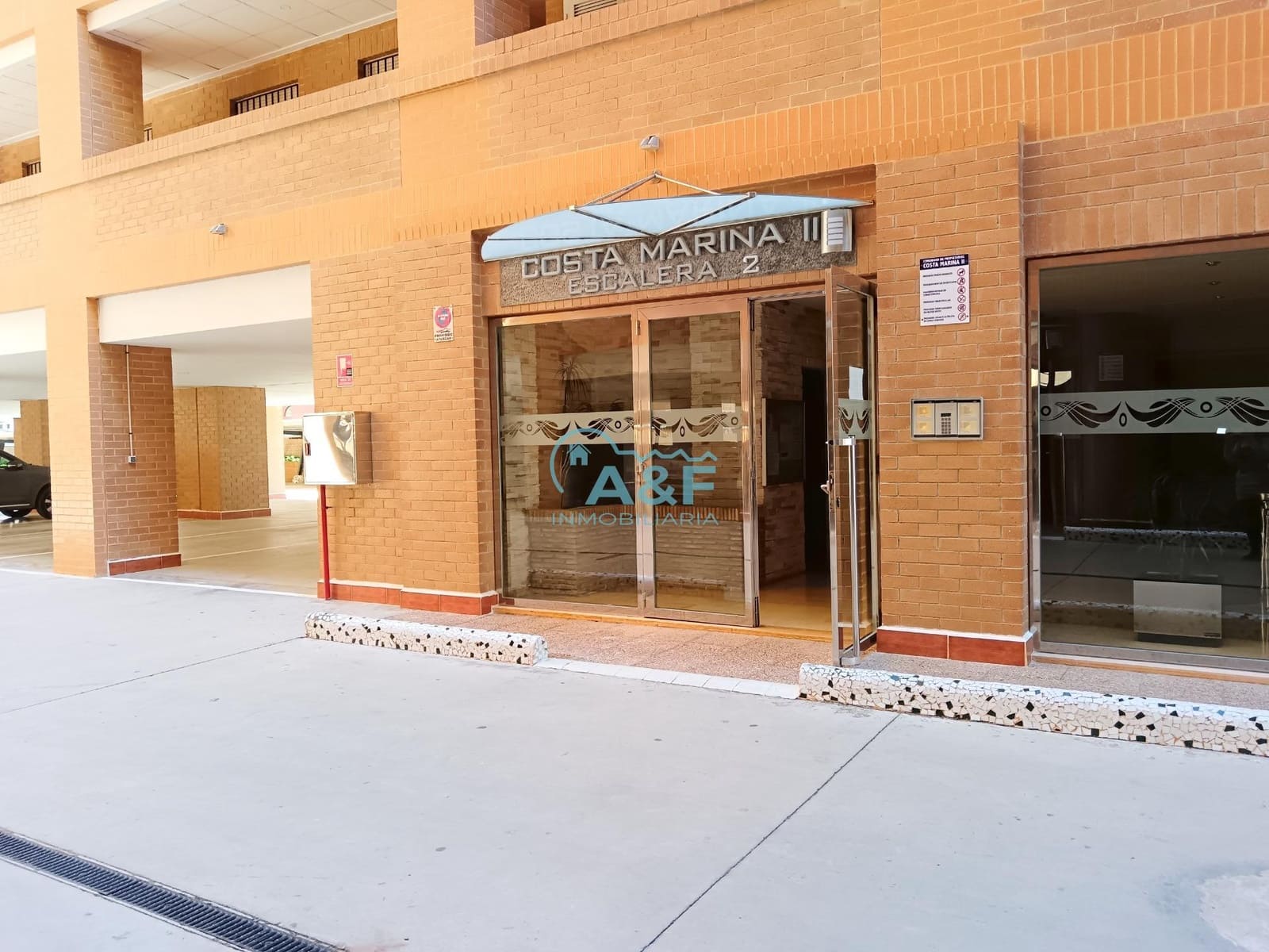 2 makuuhuone Huoneisto myytävänä paikassa Oropesa  mukana uima-altaan 
autotalli - 238 500 € (Ref: 9388161)