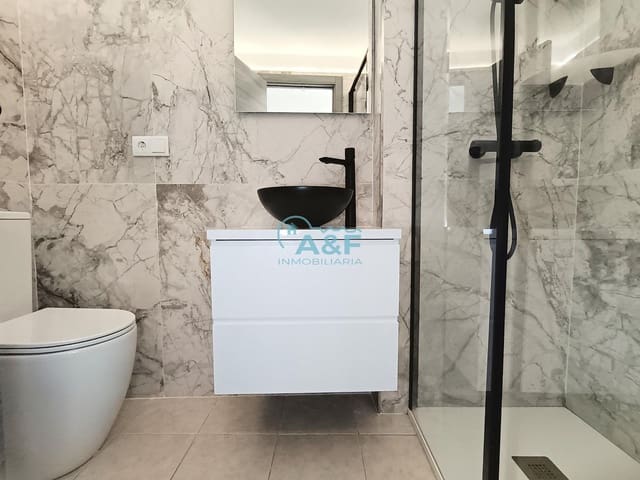 Apartamento de 2 habitaciones en Oropesa  en venta con piscina - 110.000 € (Ref: 9388162)