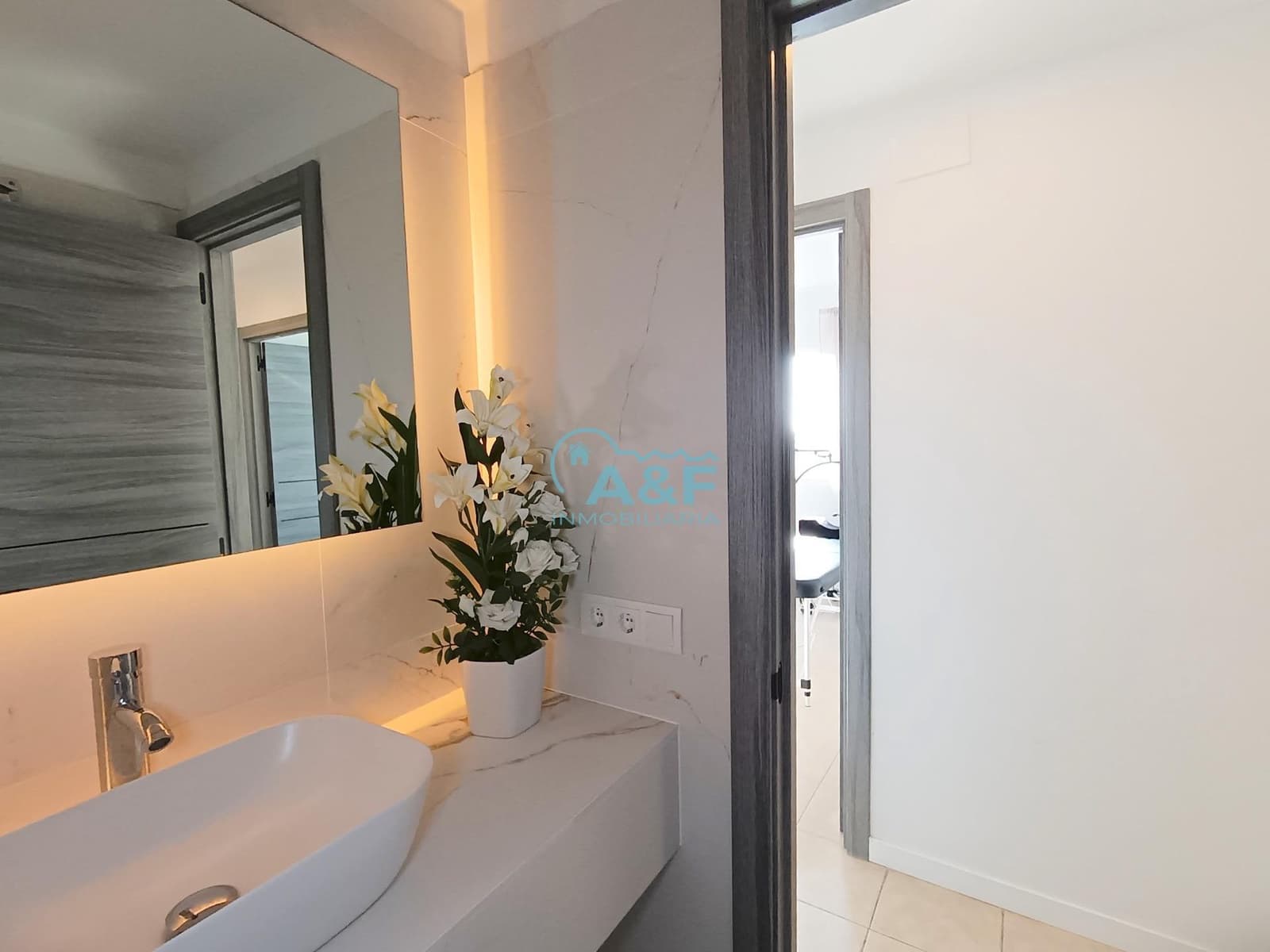 2 sypialnia Apartament na sprzedaż w Oropesa  z basenem - 110 000 € (Ref: 9388162)