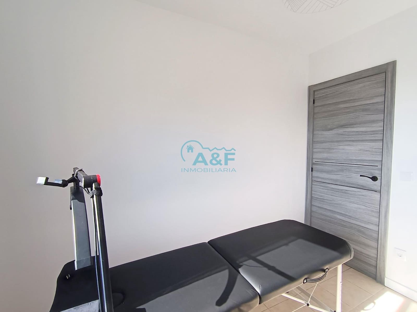 2 sypialnia Apartament na sprzedaż w Oropesa  z basenem - 110 000 € (Ref: 9388162)