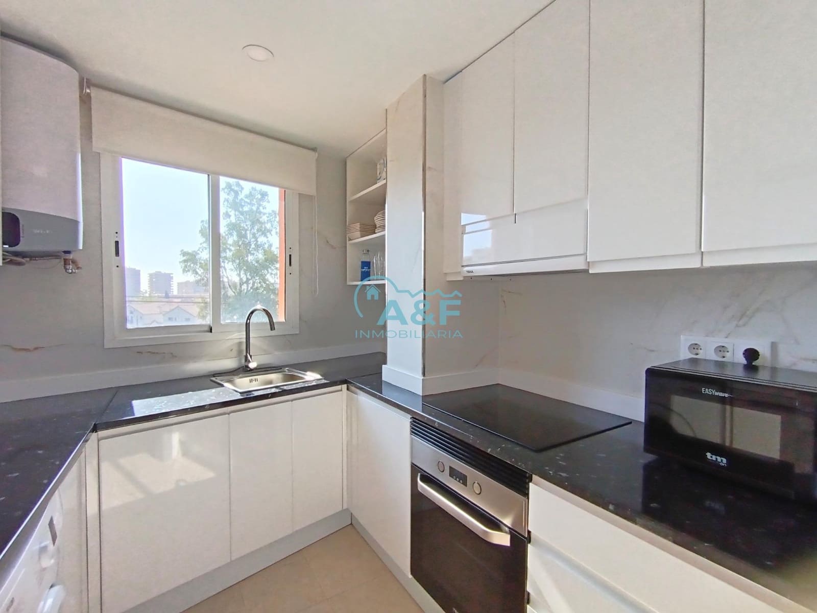 2 sypialnia Apartament na sprzedaż w Oropesa  z basenem - 110 000 € (Ref: 9388162)