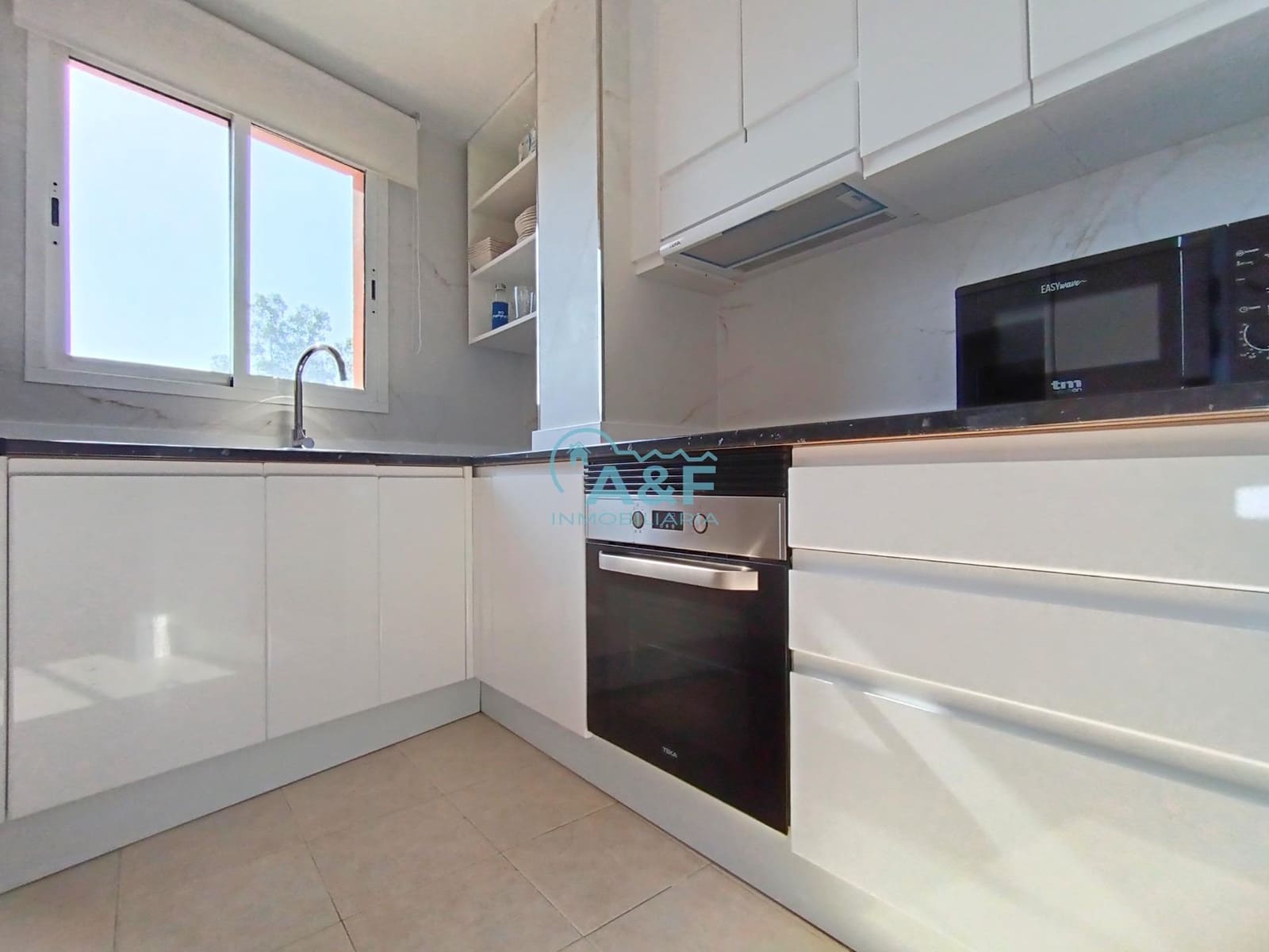 2 sypialnia Apartament na sprzedaż w Oropesa  z basenem - 110 000 € (Ref: 9388162)