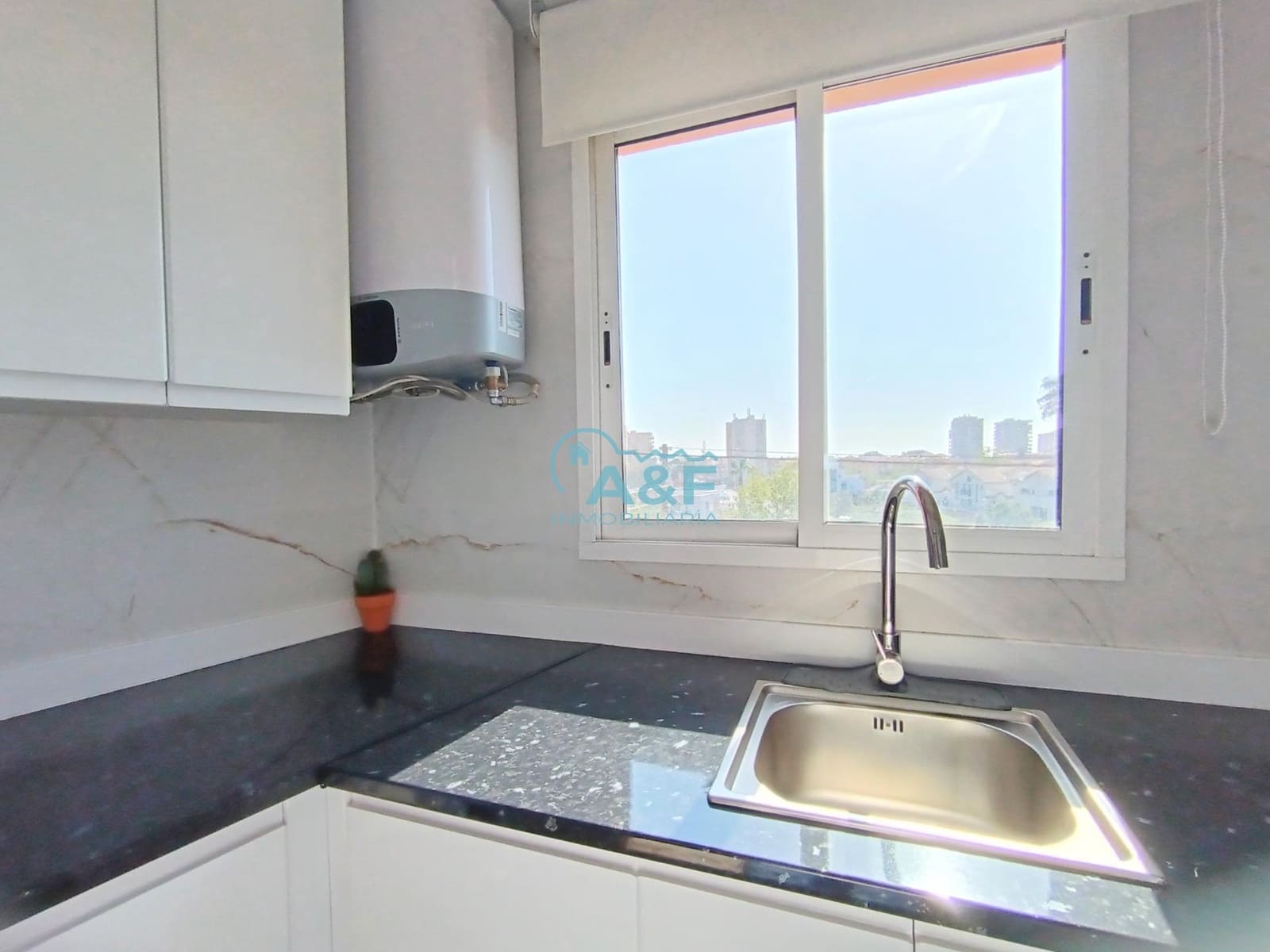 2 sypialnia Apartament na sprzedaż w Oropesa  z basenem - 110 000 € (Ref: 9388162)