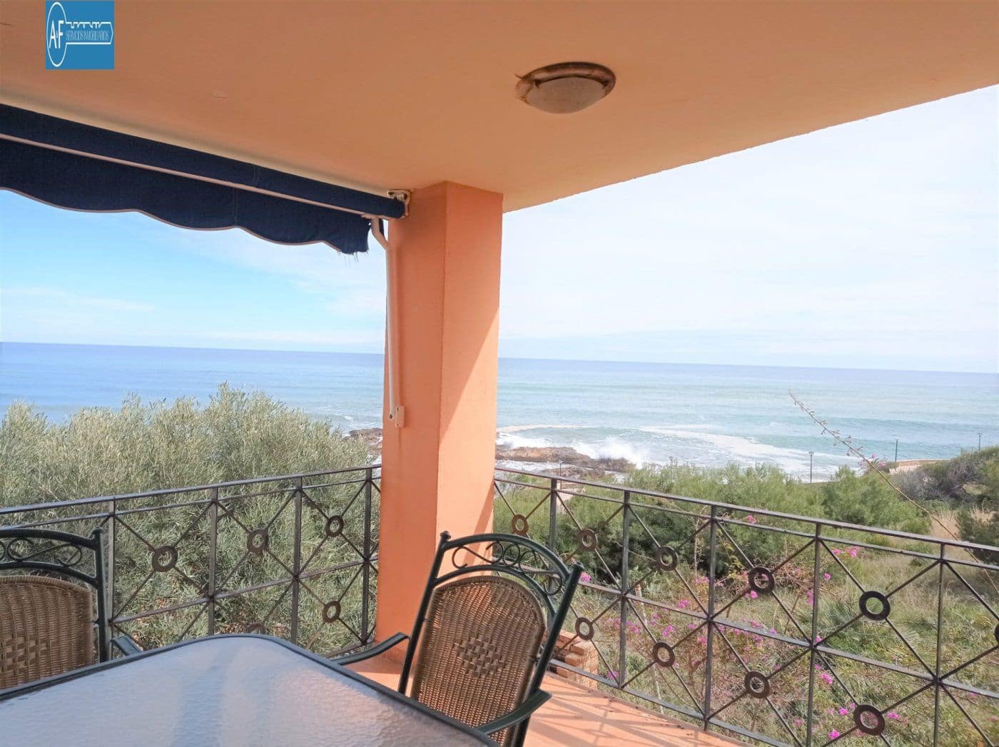 4 soverom Villa til salgs i Oropesa  med svømmebasseng garasje - € 590 000 (Ref: 9388163)