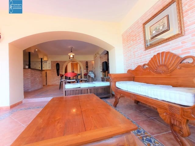 4 soveværelse Villa til salg i Oropesa  med swimmingpool garage - € 590.000 (Ref: 9388163)