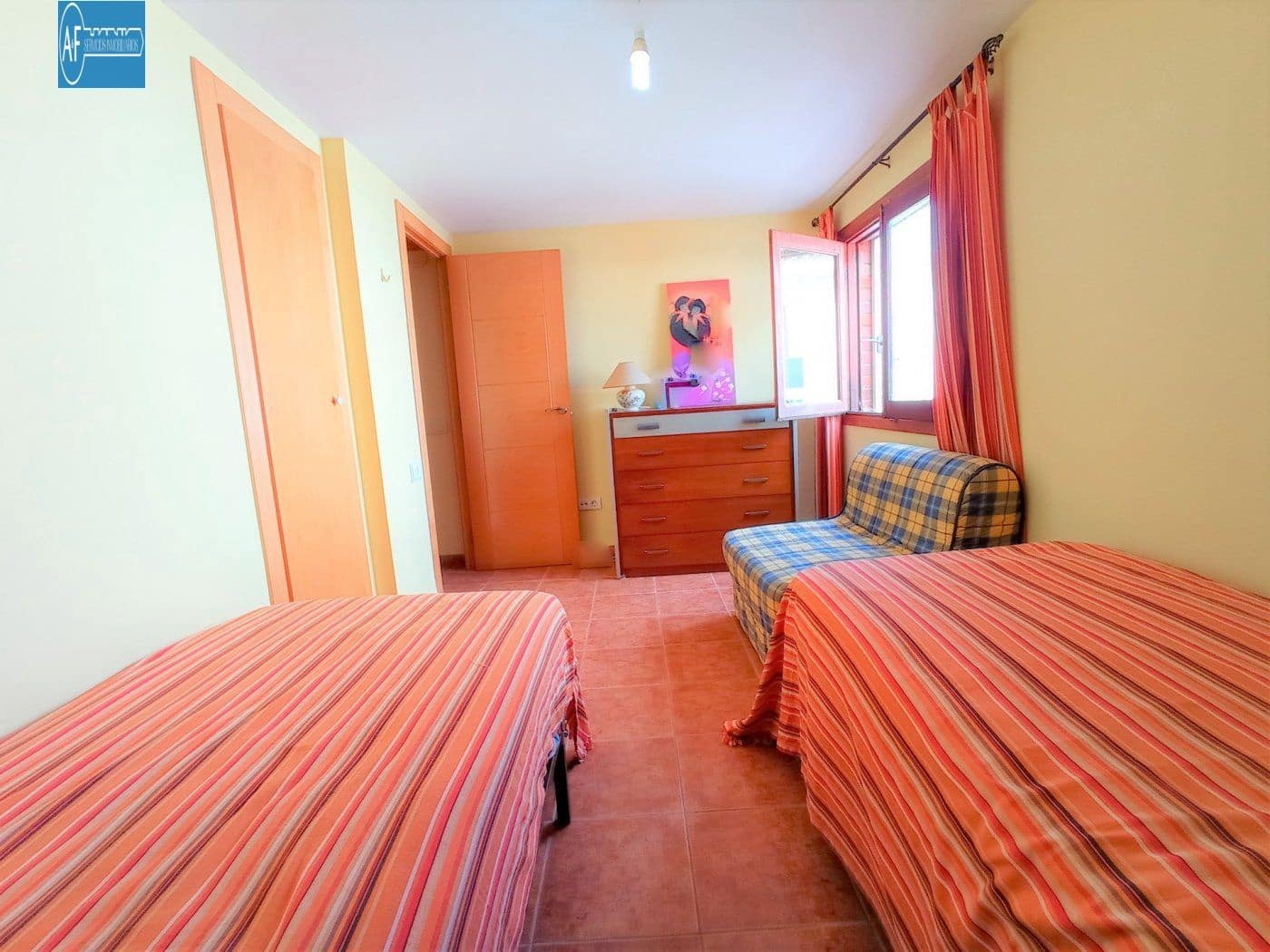 4 soverom Villa til salgs i Oropesa  med svømmebasseng garasje - € 590 000 (Ref: 9388163)