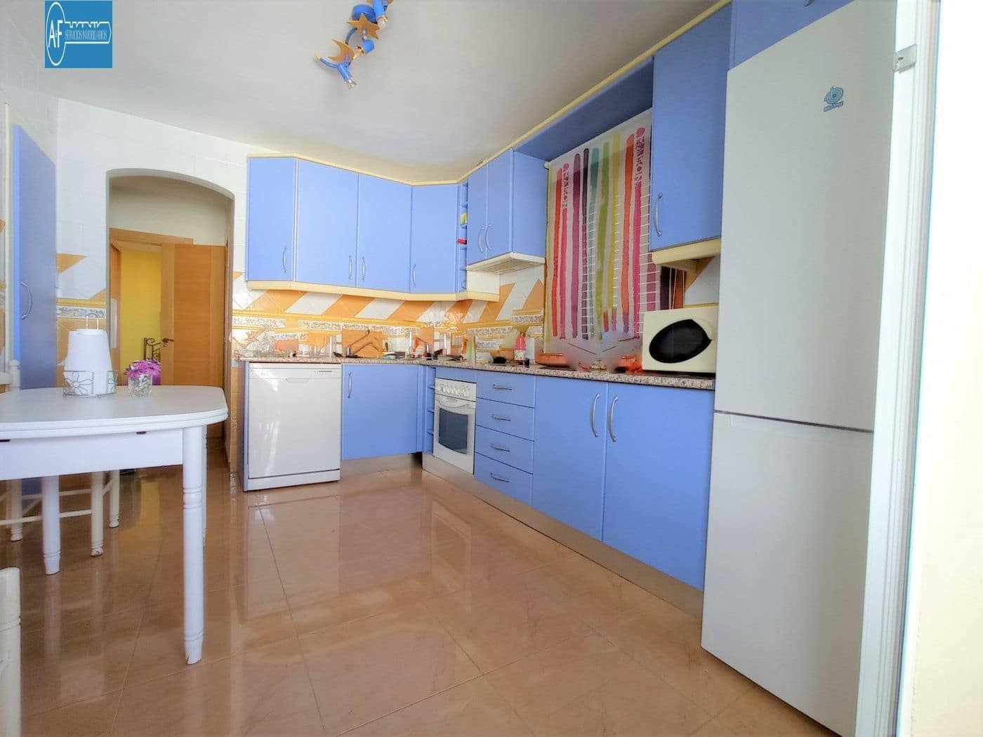 4 soverom Villa til salgs i Oropesa  med svømmebasseng garasje - € 590 000 (Ref: 9388163)