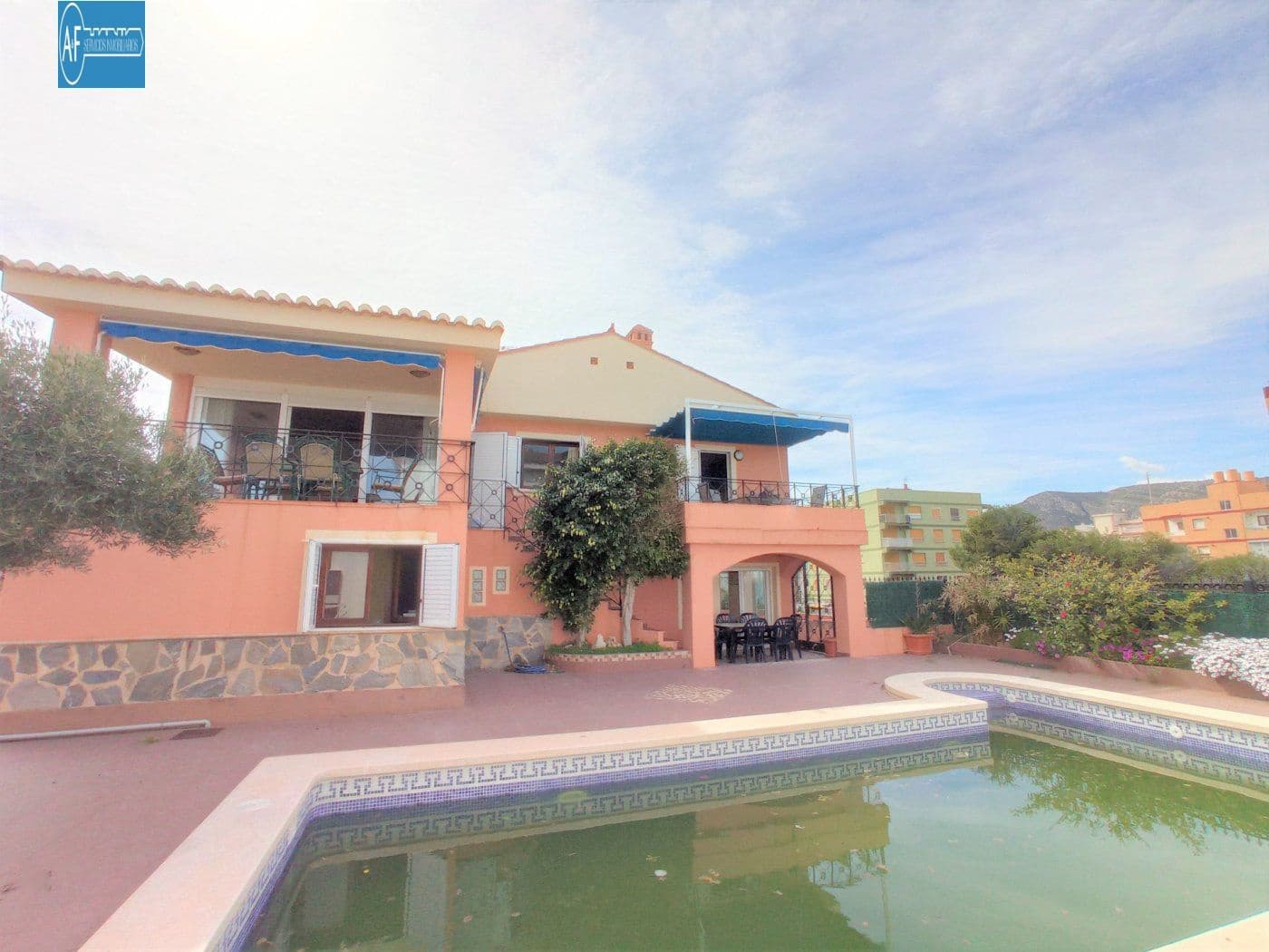 4 soverom Villa til salgs i Oropesa  med svømmebasseng garasje - € 590 000 (Ref: 9388163)