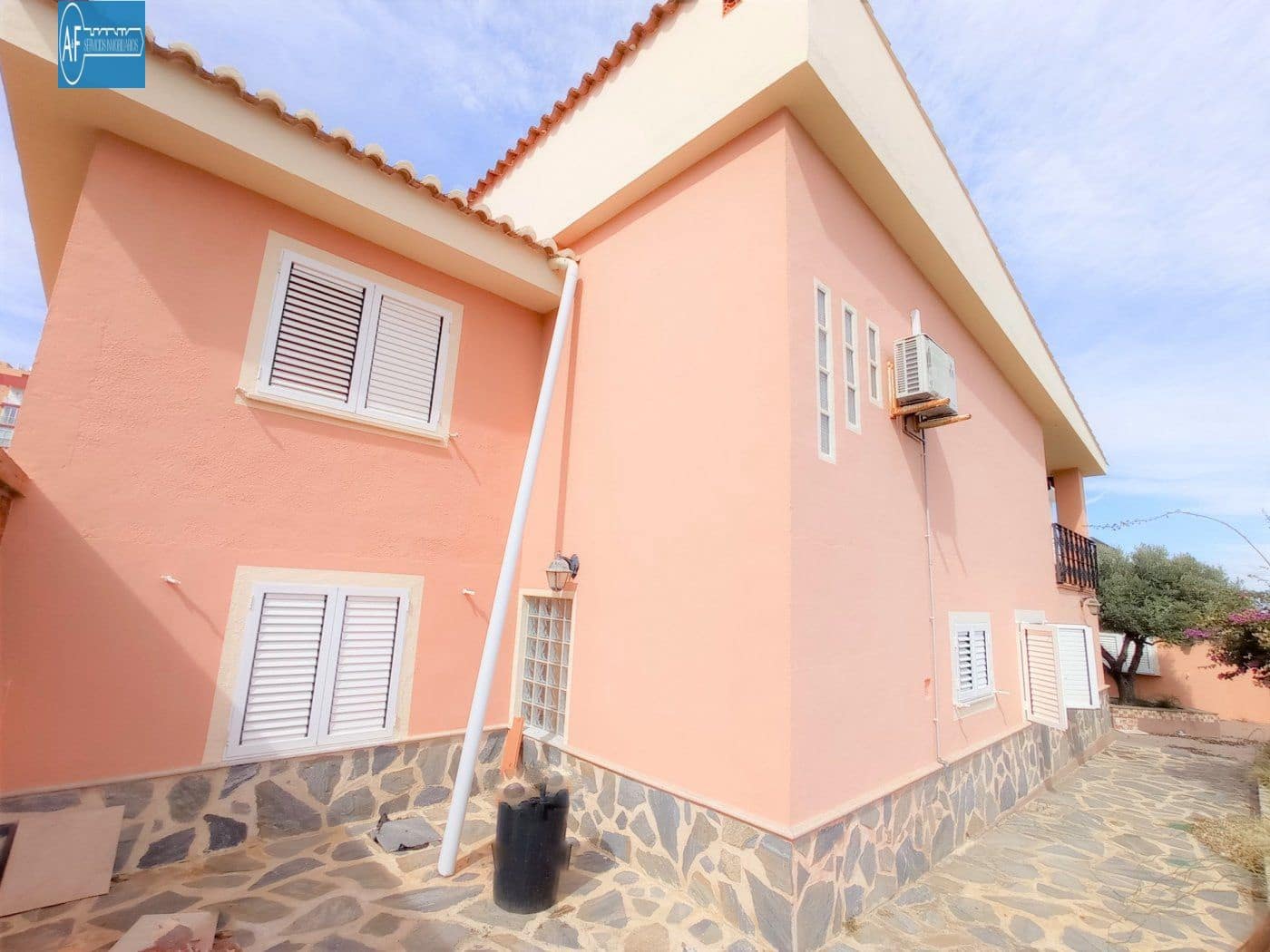 4 soverom Villa til salgs i Oropesa  med svømmebasseng garasje - € 590 000 (Ref: 9388163)