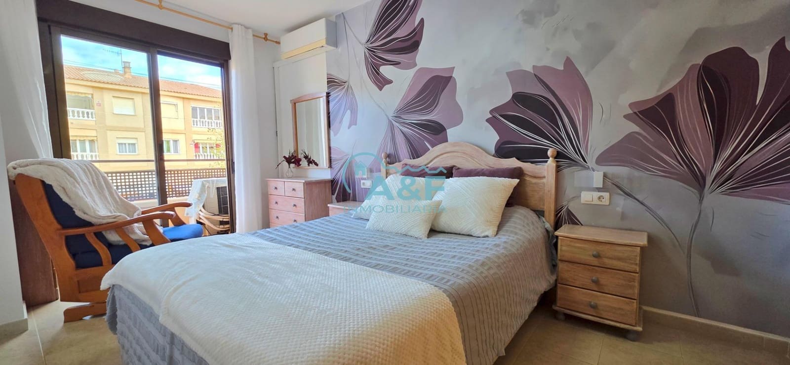 2 soveværelse Lejlighed til salg i Oropesa  med swimmingpool garage - € 160.000 (Ref: 9427337)