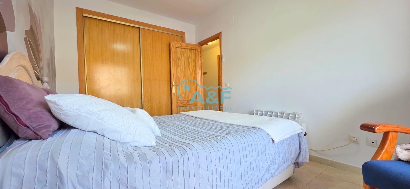 2 soveværelse Lejlighed til salg i Oropesa  med swimmingpool garage - € 160.000 (Ref: 9427337)