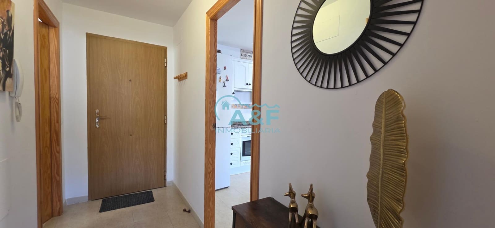 2 soveværelse Lejlighed til salg i Oropesa  med swimmingpool garage - € 160.000 (Ref: 9427337)