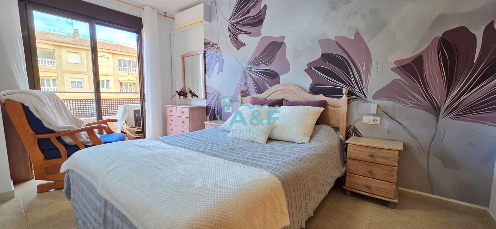 2 soveværelse Lejlighed til salg i Oropesa  med swimmingpool garage - € 160.000 (Ref: 9427337)