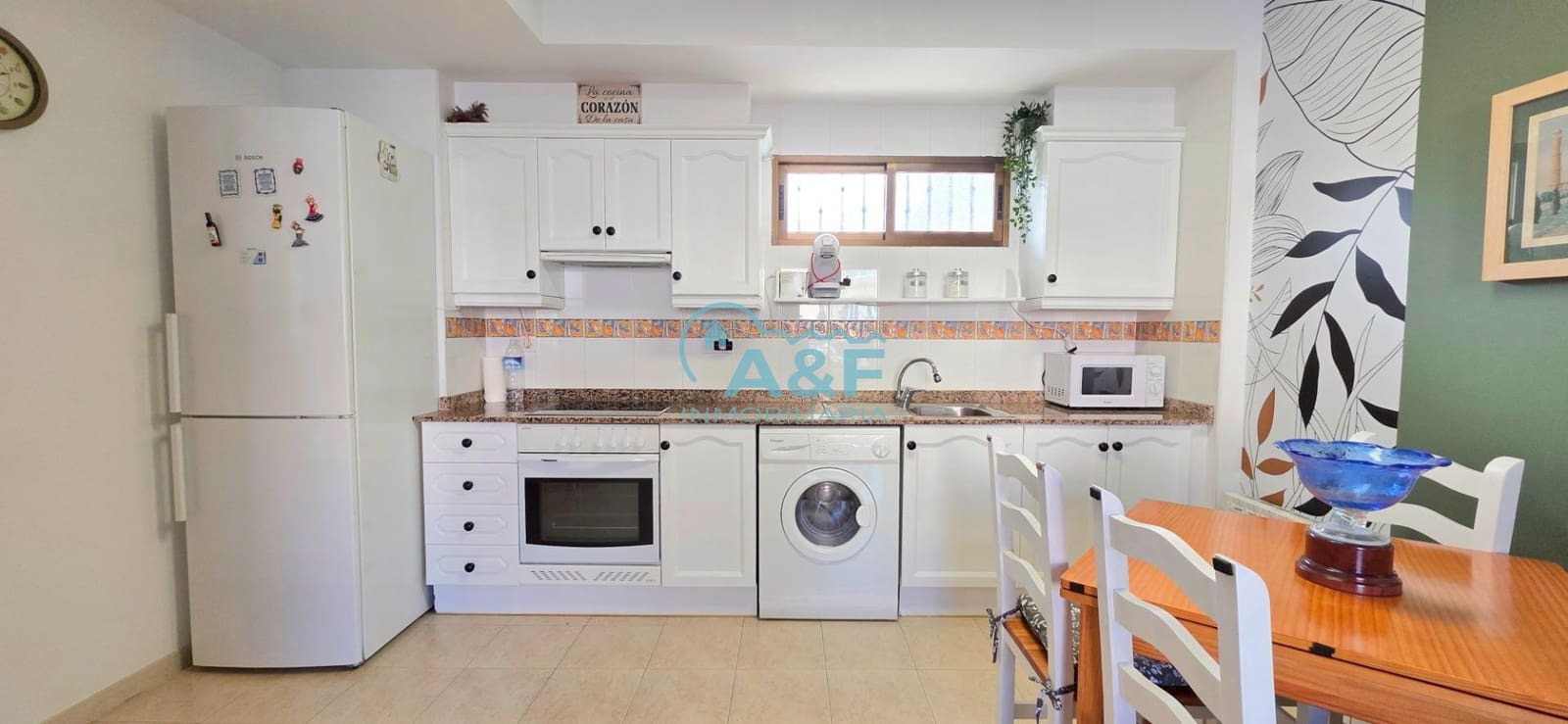 2 soveværelse Lejlighed til salg i Oropesa  med swimmingpool garage - € 160.000 (Ref: 9427337)