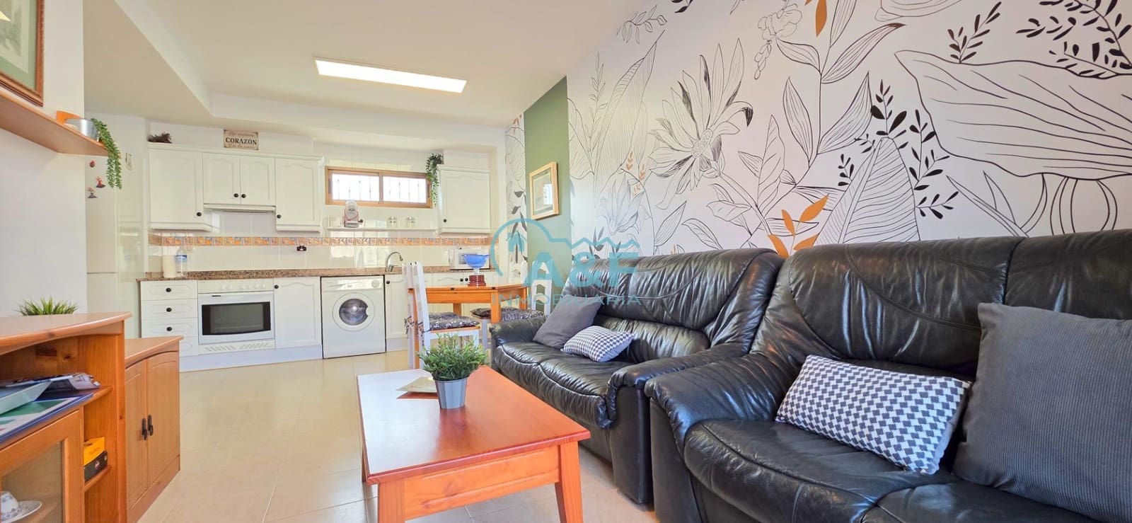 2 soveværelse Lejlighed til salg i Oropesa  med swimmingpool garage - € 160.000 (Ref: 9427337)